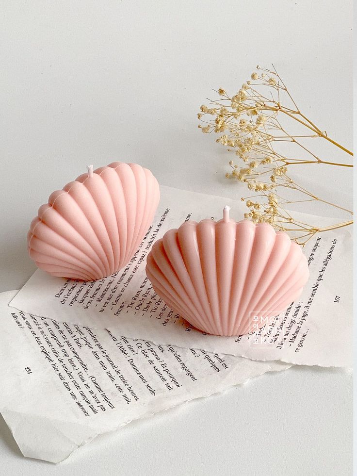Shell-Shaped Scented Candle