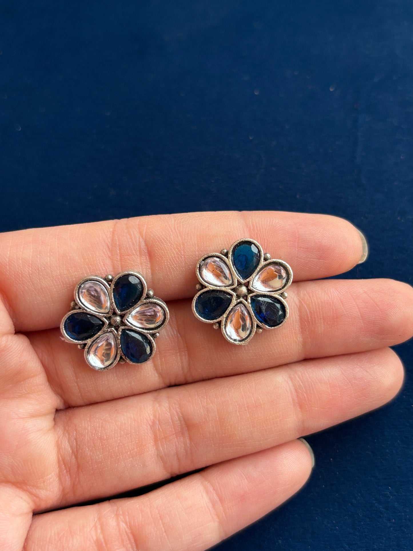 Petals Studs