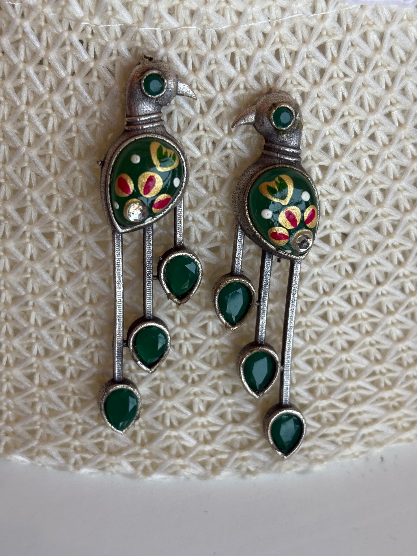 Parrot stud