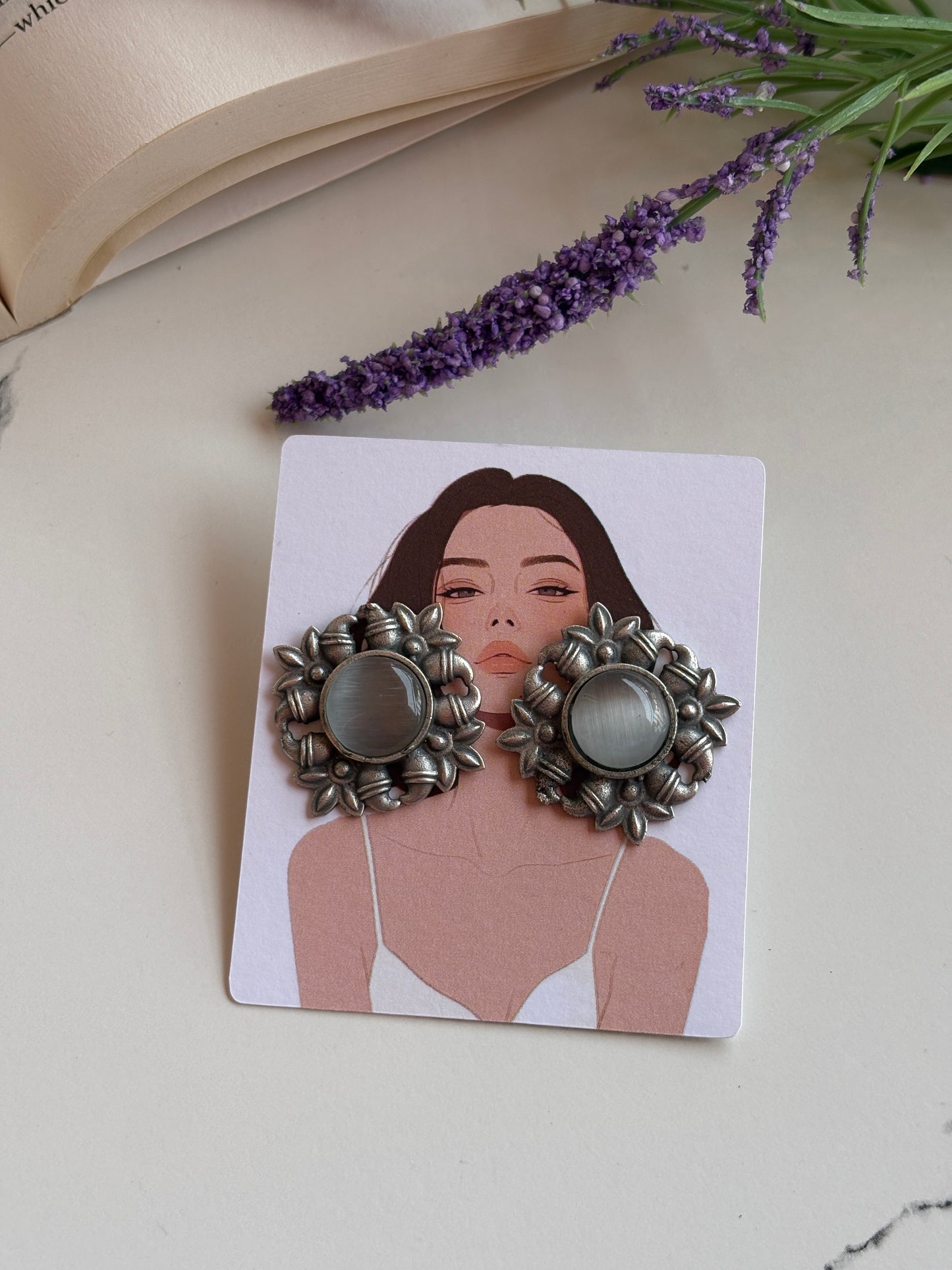 Oxidised hoops