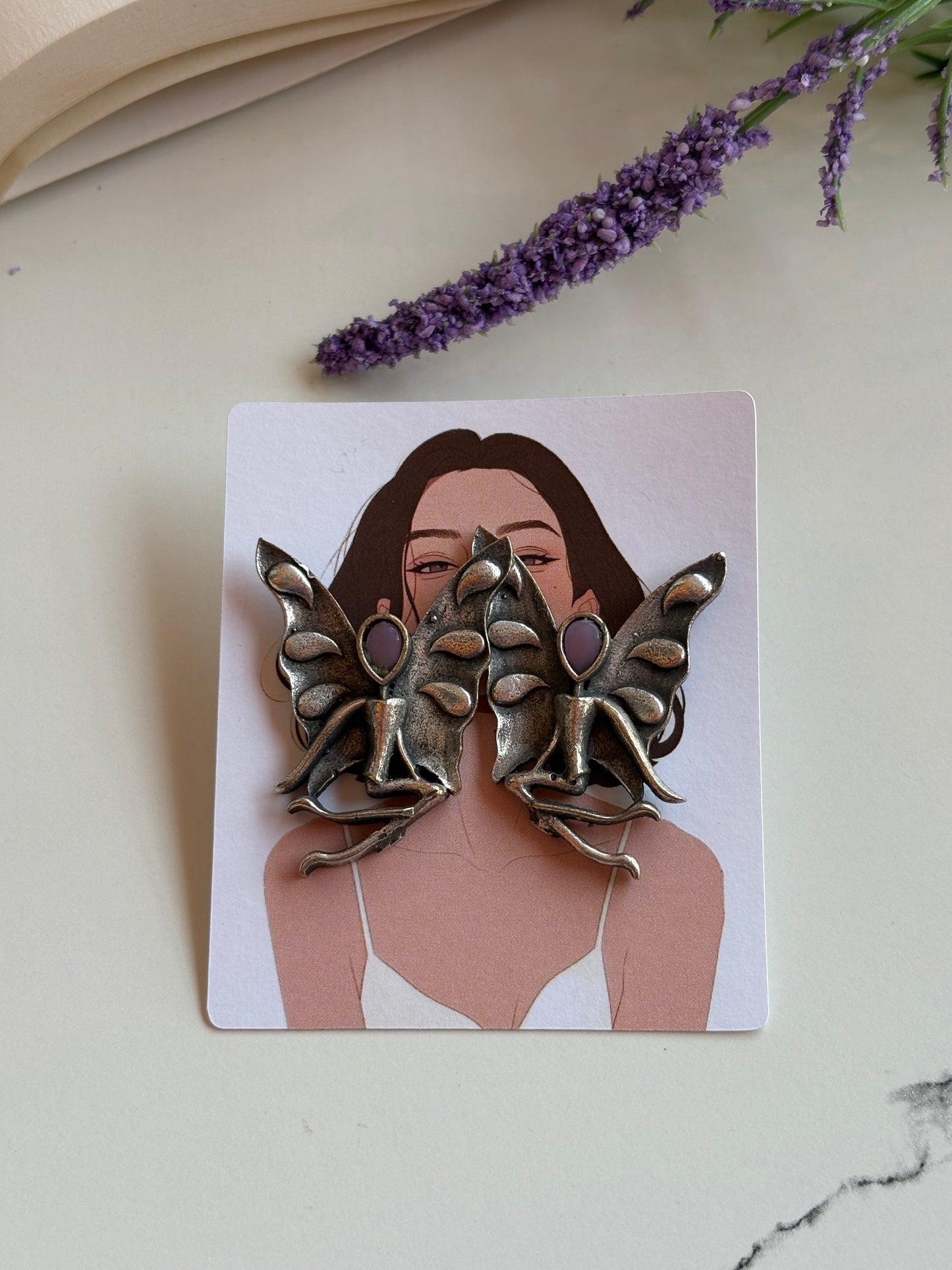 Butterfly hoop