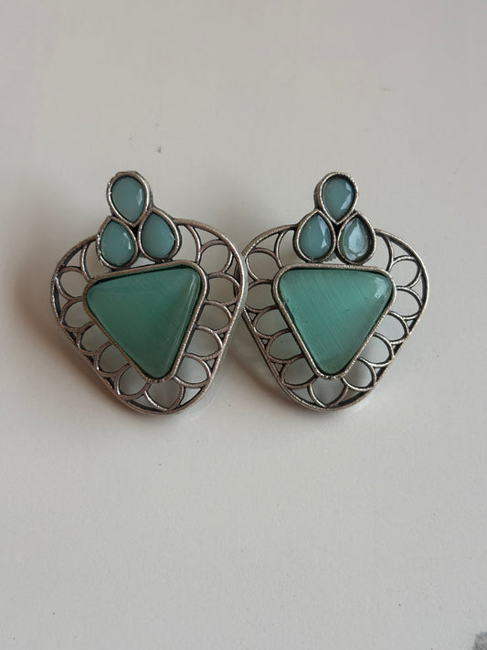 Oxidised stud