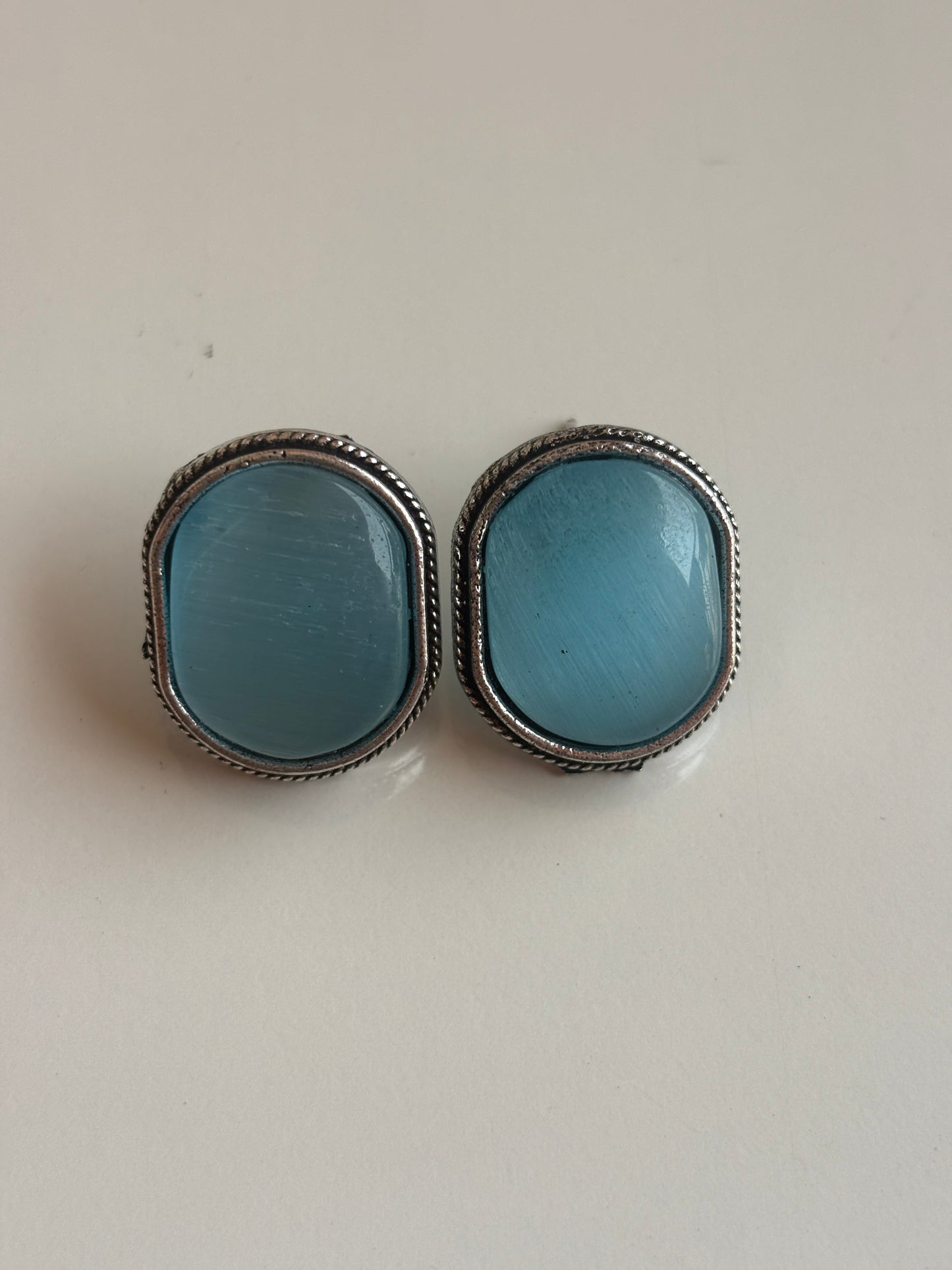 Stone stud